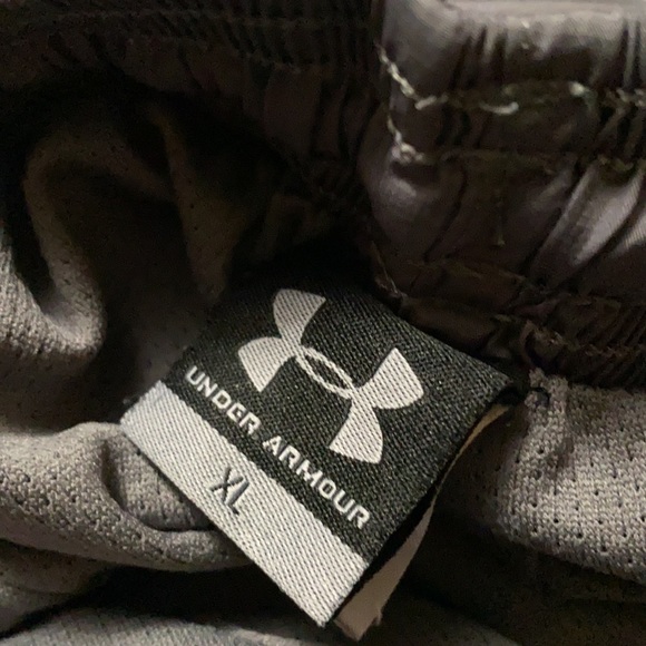Under Armour XL pants grey black - Picture 15 of 15